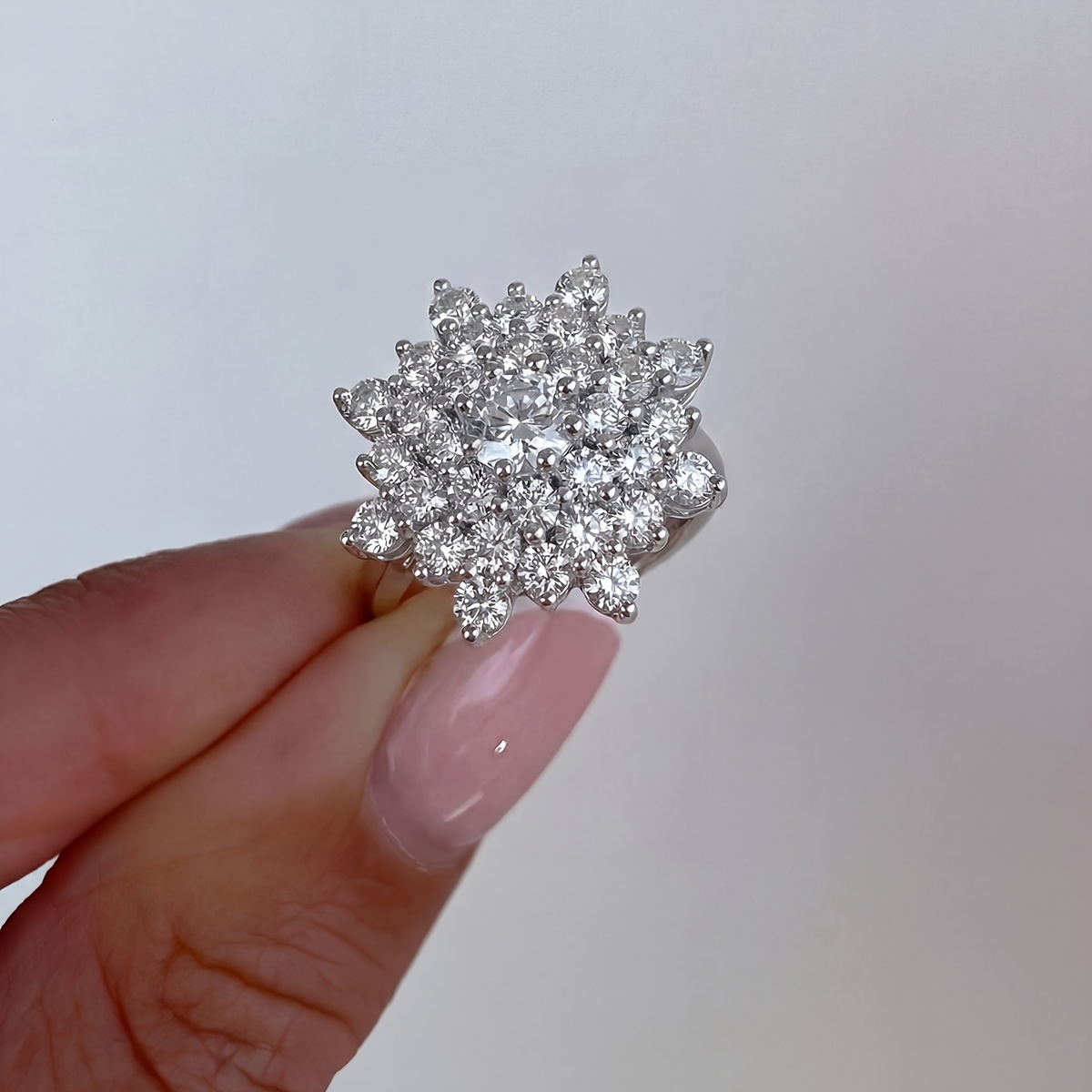 Women's Luxury Snowflake Sparkling Promise Engagement Ring